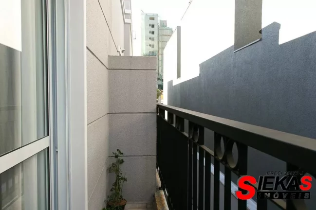 Imagem Imperdível: Casa em condomínio à venda na Vila Aricanduva, São Paulo-SP! 3 quartos, 1 suíte, 1 sala, 3 banheiros, 2 vagas, 150m².