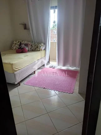 Imagem Casa Fundos com Sobrado no Morro do Meio