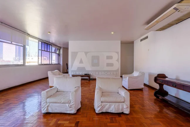 Imagem Apartamento à venda em Copacabana, 4quartos, 244m2, 1vg, Pça Eugenio Jardim