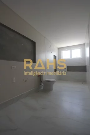 Imagem Buscando aquela cobertura nova com 4 suítes e 4 vagas de garagem? Essa é uma excelente opção par...