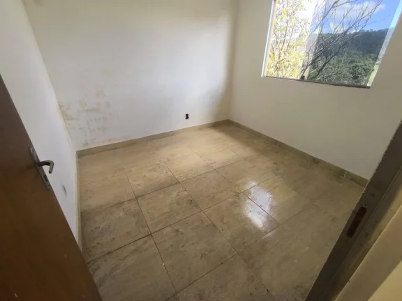Imagem Casa com 2 Quartos à Venda, 80 m² em Novo Horizonte - Ibirité