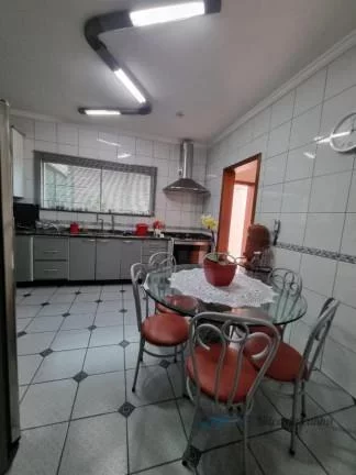 Imagem Lindo Sobrado à Venda com 3 dormitórios, 3 suítes, hidromassagem, 5 vagas, Parque Espacial, São Bernardo do Campo