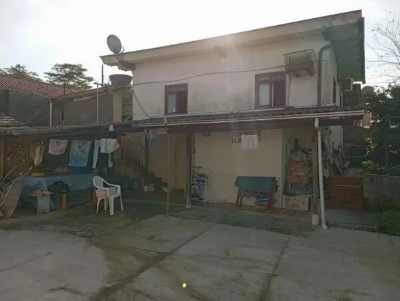 Imagem Casa mista com 4 dormitórios, em ótima localização no Bairro Agrícola em Blumenal/SC
