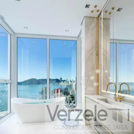 Imagem Apartamento 4 ou + dormitórios para Venda em Balneário Camboriú / SC no bairro Centro