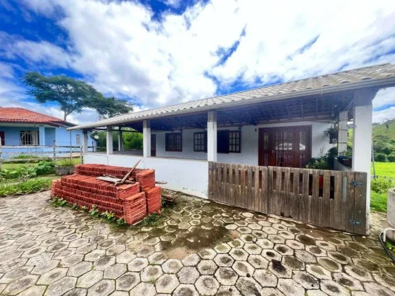 Imagem Sítio Perfeito para Família: Ampla Área de Lazer e Contato com a Natureza