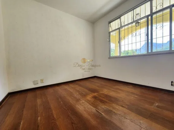 Imagem Casa para Venda em Teresópolis / RJ no bairro Cascata do Imbuí