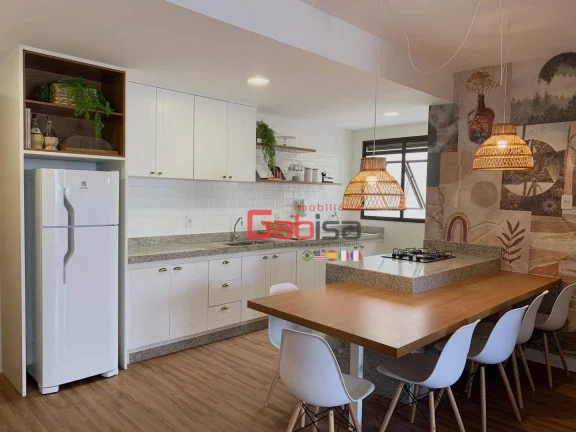 Imagem Apartamento com 2 dormitórios à venda, 95 m² por R$ 950.000,00 - Centro - Cabo Frio/RJ