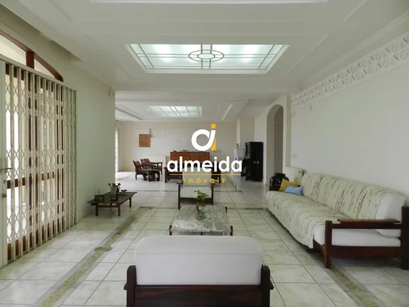 Imagem Casa 5 dormitórios à venda Patronato Santa Maria/RS