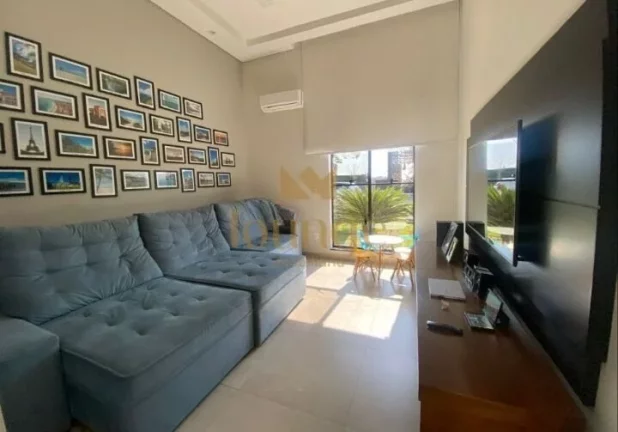 Imagem Casa À Venda em Condomínio Alphaville Zona Sul-Votorantim