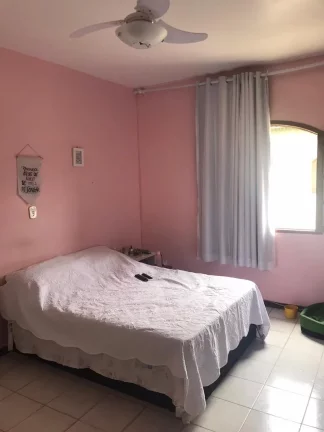 Imagem Vendo casa próxima a Padaria Padoca