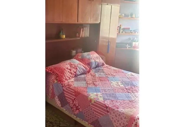 Imagem Excepcional apartamento de 3 dormitórios (1 suíte) na tranquila e arborizada Vila Indiana