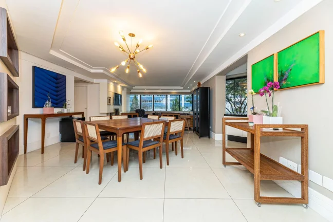 Imagem APARTAMENTO 3 QUARTOS NO BATEL 180,31m²