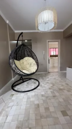 Imagem Apartamento Quadra Mar com 2 dormitórios à venda no Centro de Balneário Camboriú