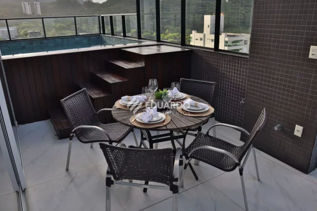 Imagem Cobertura Alto Padrão à venda com 4 suítes, 243 m² – Praia Brava – Itajaí/SC