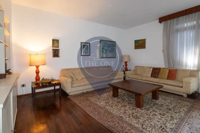 Imagem Casa à venda em São Paulo - Jardim Novo Mundo: 5 quartos, 1 suíte, 2 salas, 5 banheiros, 2 vagas, 300m².