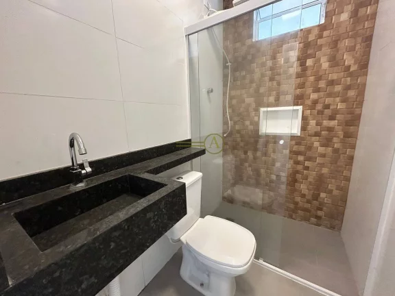 Imagem Casa à venda com 3 suítes em bairro seguro, a poucos passos da delegacia