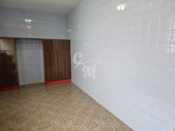 Imagem Casa em área Residencial e Comercial - 340m²