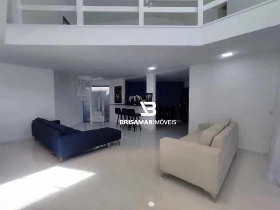 Imagem ENSEADA- CASA SOBRADA À UMA QUADRA DA PRAIA , 06 VAGAS DE GARAGEM, LAZER.