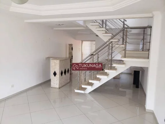Imagem Sobrado com 3 dormitórios para alugar, 260 m² por R$ 4.300,00/mês - Jardim Luciara - Guarulhos/SP