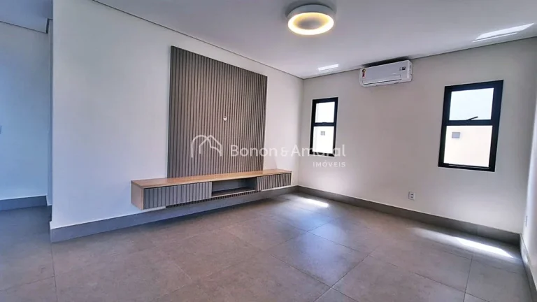 Imagem Casa de condomínio a venda na Vila dos Plátanos em Campinas/SP

Lindo e espaçoso sobrado com áre...