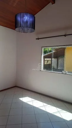 Imagem Casa linear em condomínio com 2 quartos à venda, 70 m² por R$ 370.000 - Araras - Teresópolis/RJ
