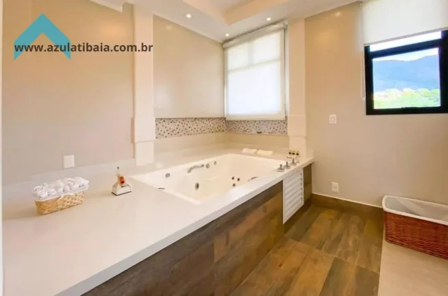 Imagem Casa de Alto Padrão à Venda Condomínio Flamboyant Atibaia