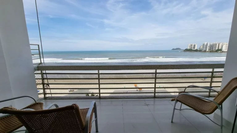Imagem Apartamento com 3 dormitórios à venda, 188 m² - Pitangueiras - Guarujá/SP