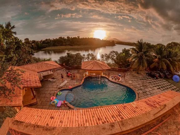 Imagem CASA RESIDENCIAL em GUARAPARI - ES, MEAÍPE