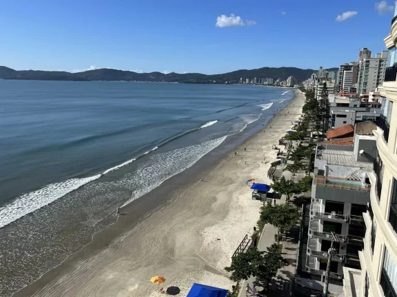 Imagem Apartamento com 4 suítes e 3 vagas de garagem em Meia Praia Praia Itapema/SC