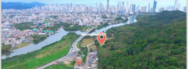 Imagem Terreno á venda na Av. Santo Amaro localizada em Camboriú - SC