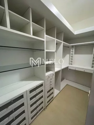 Imagem Oportunidade em PIEDADE: 300m², 04Qts, 03 SUITES, 01WC, 03VAGAS..