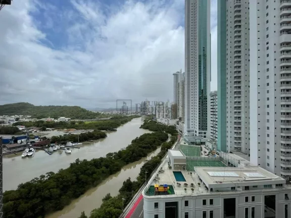 Imagem Apartamento Quadra Mar com 3 suítes à venda na Barra Sul em Balneário Camboriú/S