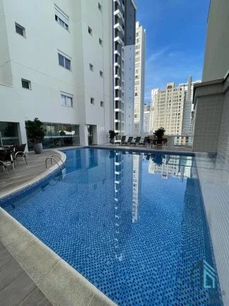 Imagem Apartamento mobiliado, ensolarado 03 suítes, 03 vagas em Bal. Camboriú SC