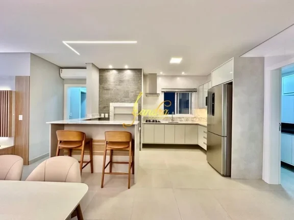 Imagem Belíssimo apartamento Mobiliado e decorado, pertinho do mar