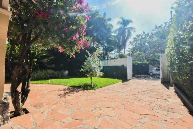 Imagem Sobrado para Alugar em Jardim Europa - São Paulo/SP.