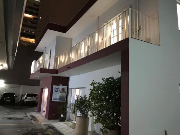Imagem Sobrado para alugar, 270 m² por R$ 7.300,00/mês - Jardim - Santo André/SP