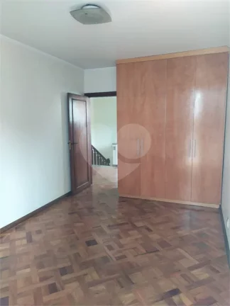 Imagem Casa à venda com 4 quartos, sendo 2 suítes, em Butantã, São Paulo - SP