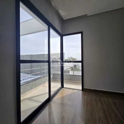 Imagem CASA EM CONDOMINIO PARA VENDA EM SOROCABA, 3 SUITES E 4 VAGAS DE GARAGENS.