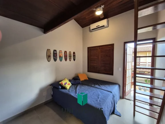 Imagem Casa duplex em condomínio fechado próximo a Praia de Peracanga ! Totalmente reformado e mobiliado.