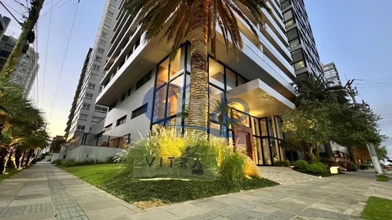 Imagem Apartamento á venda com 4 suítes na Praia Grande em Torres/RS