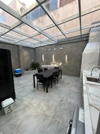 Imagem Casa em Condomínio impecável será entregue com tudo dentro! Toda reformada nova