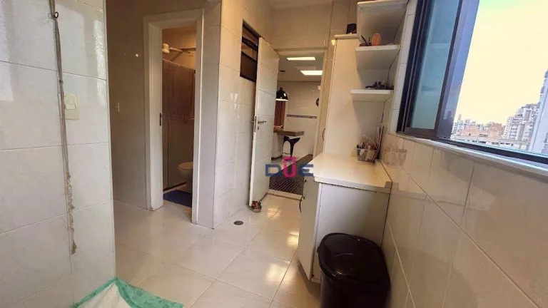 Imagem Apartamento com 4 dormitórios à venda, 184 m² por R$ 1.589.000 - Boqueirão - Santos/SP