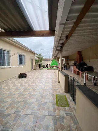Imagem Casa para Venda em Peruíbe, Vila Erminda, 3 dormitórios, 1 suíte, 1 banheiro, 3 vagas