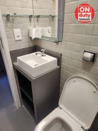 Imagem Apartamento com 3 dormitórios à venda, 100 m² por R$ 930.000,00 - Vila Luis Antônio - Guarujá/SP