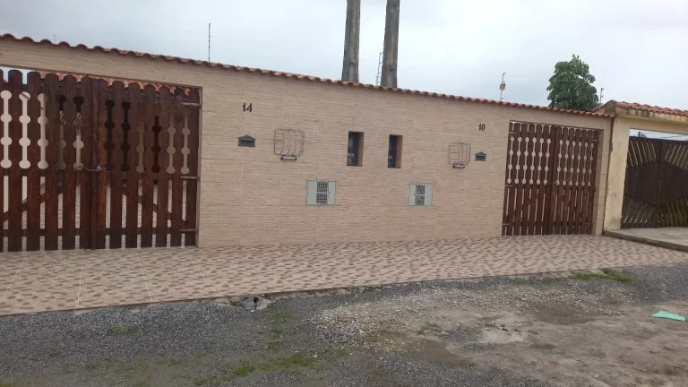 Imagem Casa para Venda em Itanhaém, Jamaica (Praia), 2 dormitórios, 1 suíte, 1 banheiro, 2 vagas