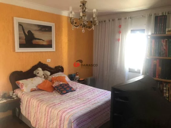 Imagem Sobrado à venda 3 Quartos, 3 Suites, 5 Vagas, 177M², Osvaldo Cruz, São Caetano do Sul - SP