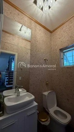 Imagem Excelente sobrado Mobiliado para venda em bairro residencial, próximo a mercados, colégios, padari...