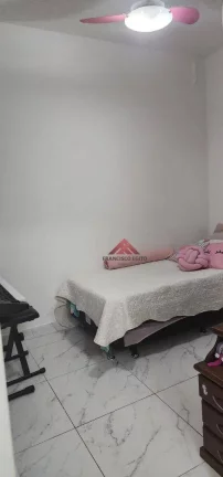 Imagem Casa com 4 dormitórios à venda, 252 m² por R$ 420.000,00 - Laranjal - São Gonçalo/RJ