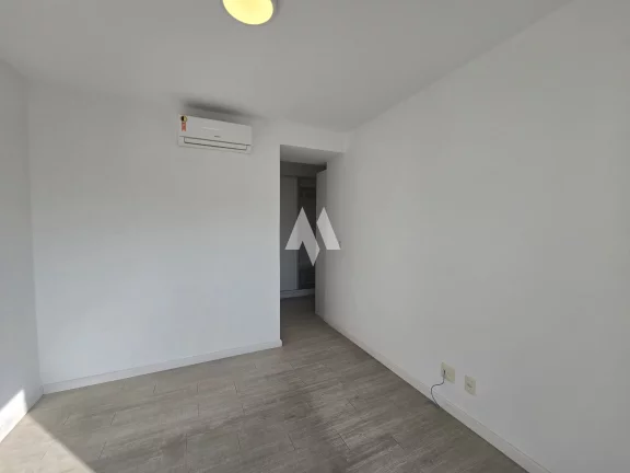 Imagem Apartamento em Embaré, Santos/SP, 4 dormitórios, 3 suítes, 3 vagas, lazer completo