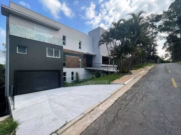Imagem Chácara dos Lagos - ZERO KM! Moderna, linda, 4 suítes, vista!